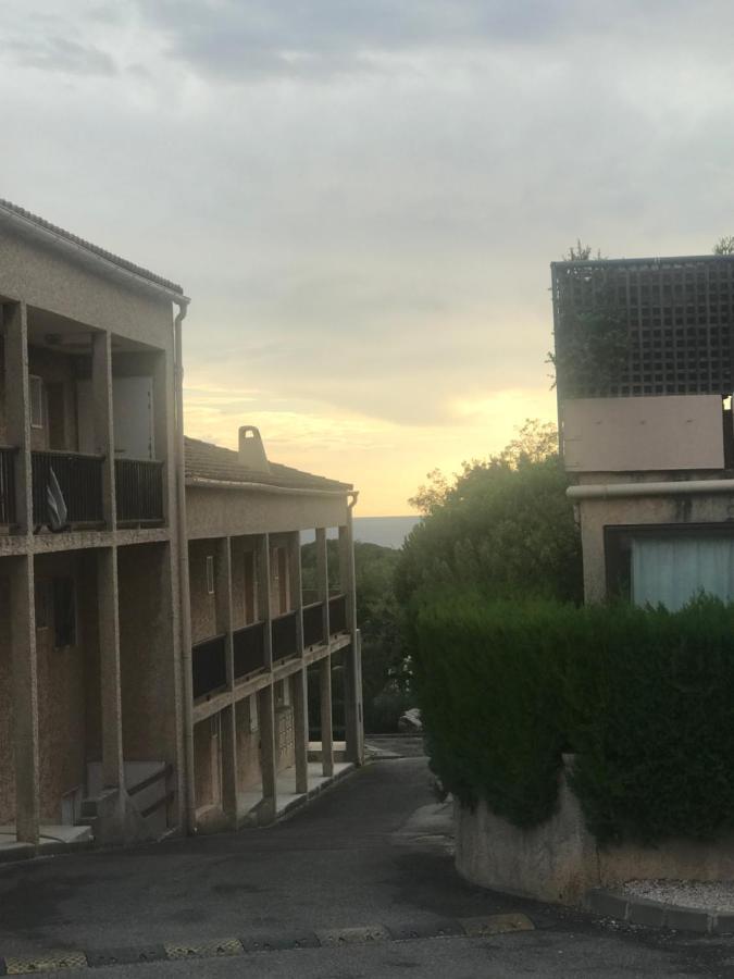 Studio 2 Adultes 2 Enfants Sanary Sur Mer A 800M De La Mer Zewnętrze zdjęcie